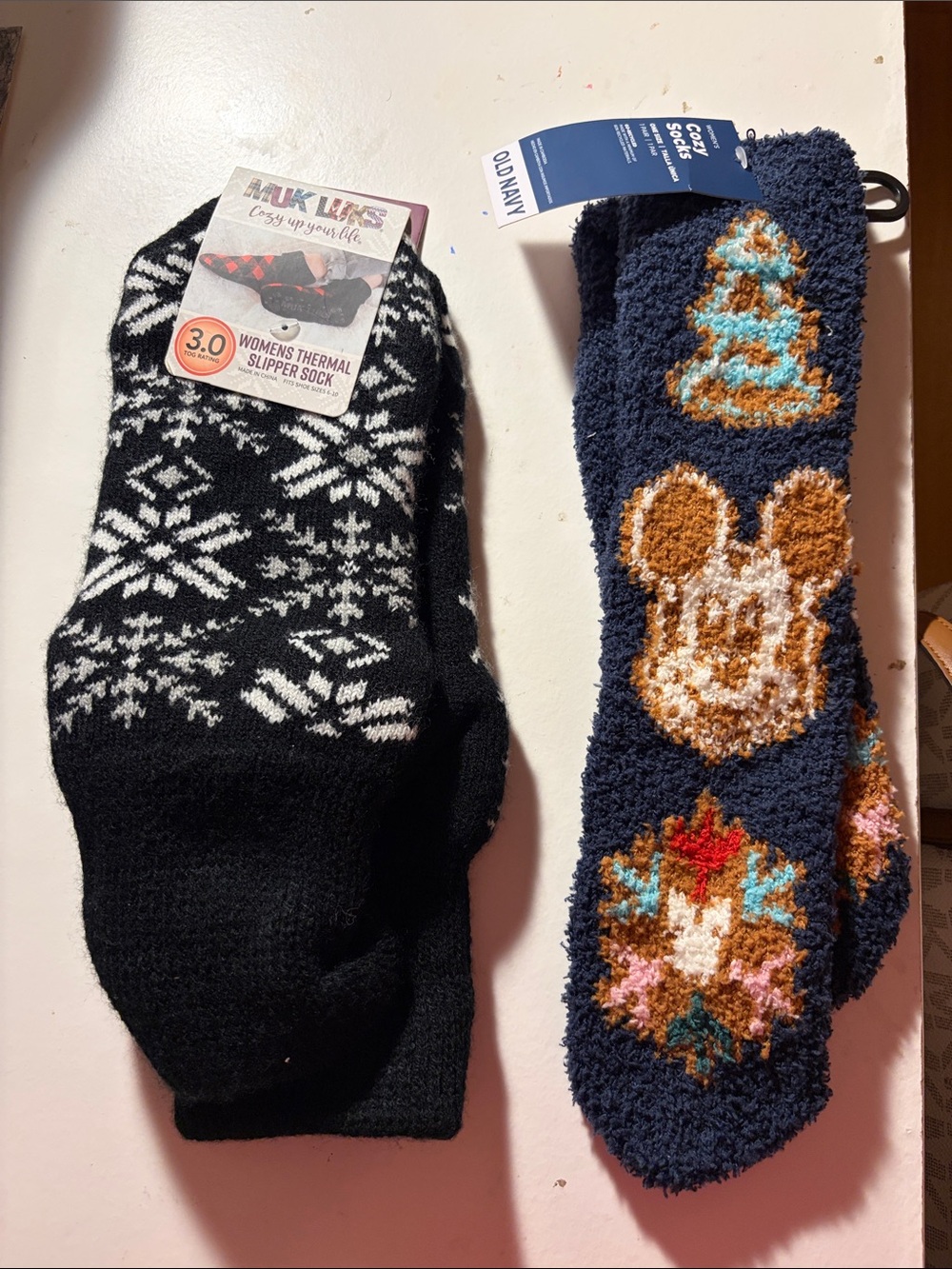 2 pairs of Women’s Warm Fuzzy Socks